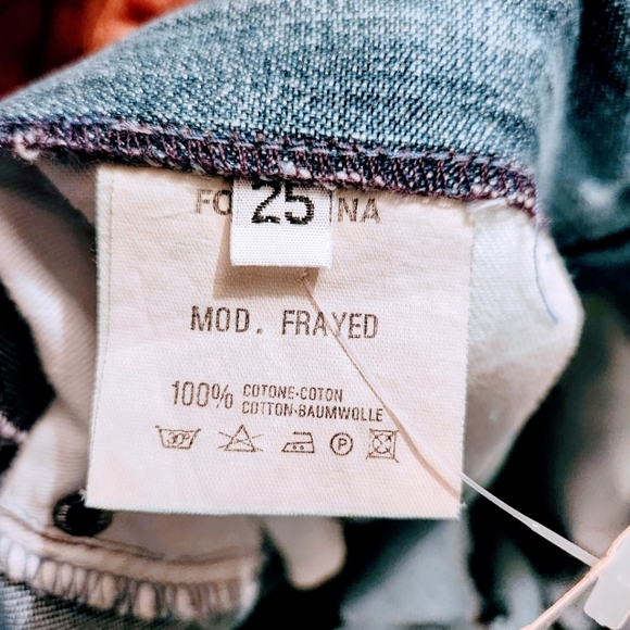 Fornarina Flare Leg Jean's Size 25 - Picture 5 of 6